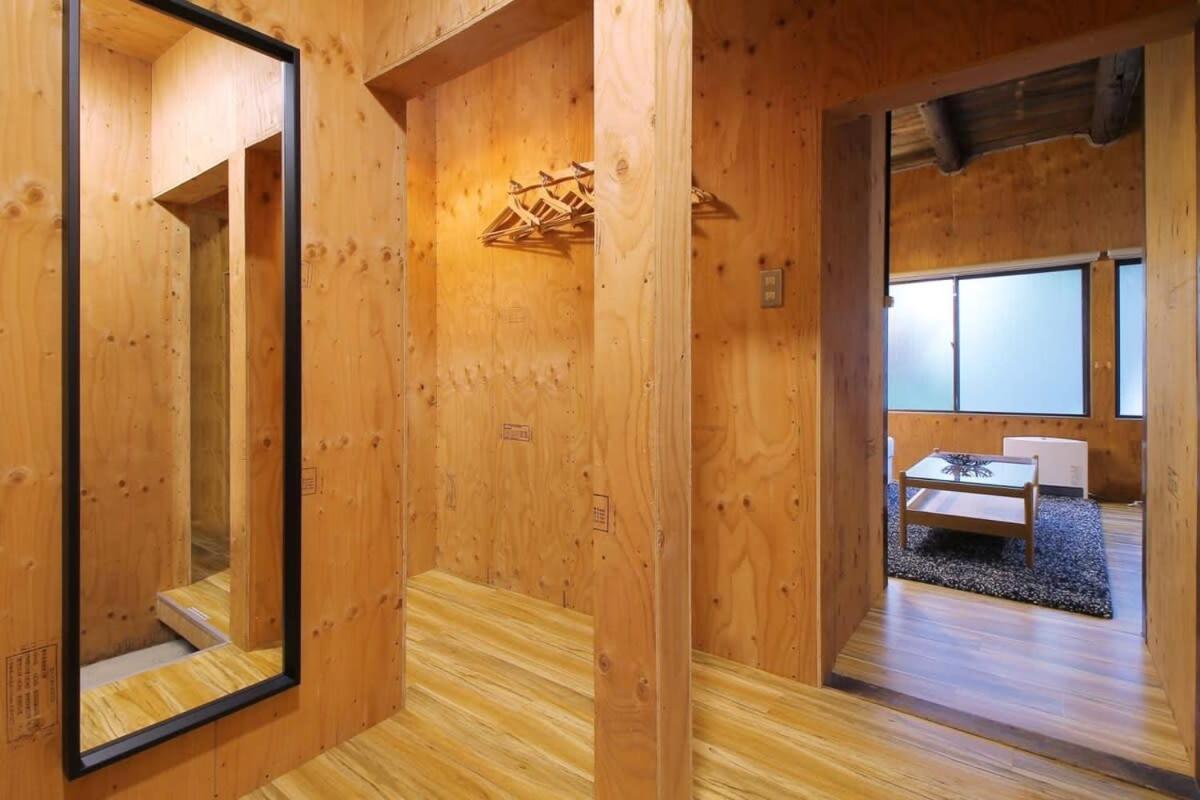 Nishikaniya - Large Apartment 10Mins Walk From Hiroshima Station Buitenkant foto