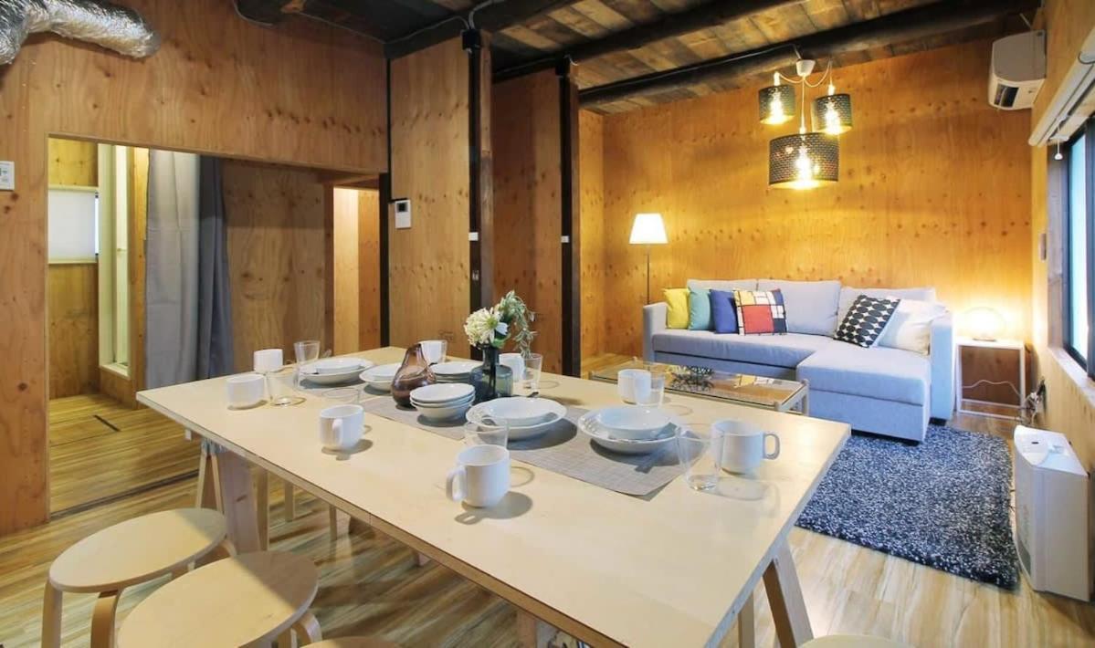 Nishikaniya - Large Apartment 10Mins Walk From Hiroshima Station Buitenkant foto