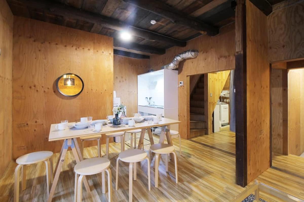 Nishikaniya - Large Apartment 10Mins Walk From Hiroshima Station Buitenkant foto